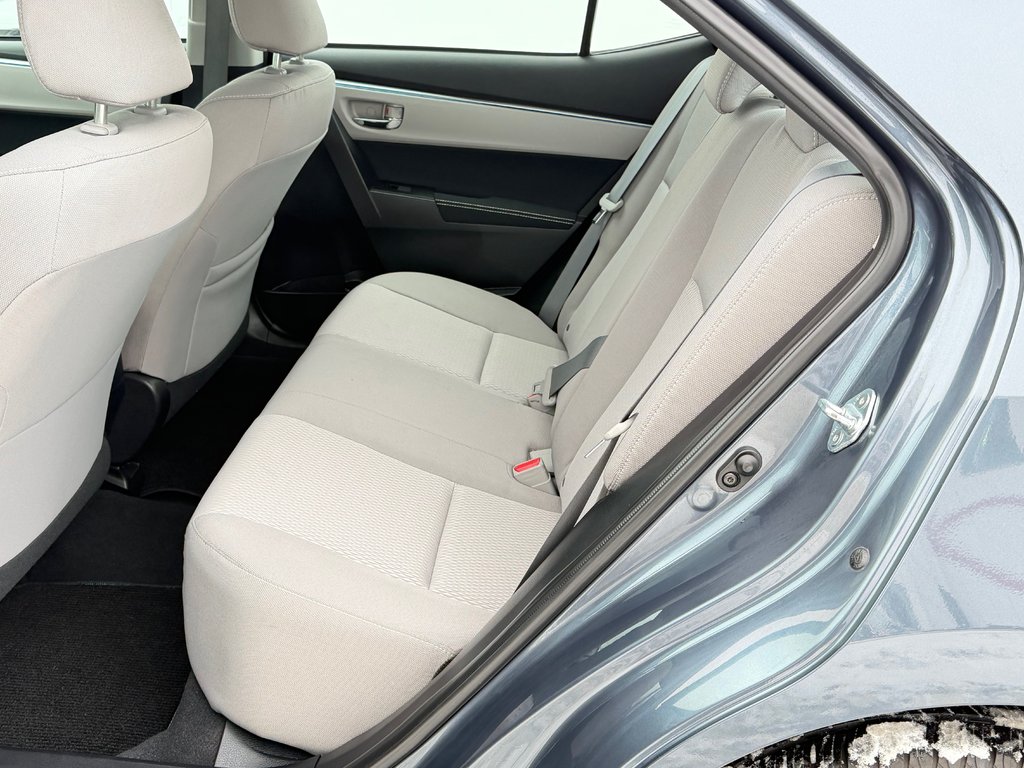 Toyota Corolla LE / BAS KILOS / INSPECTÉ RÉPARÉ / FIABILITÉ / 2014 à Thetford Mines, Québec - 46 - w1024h768px