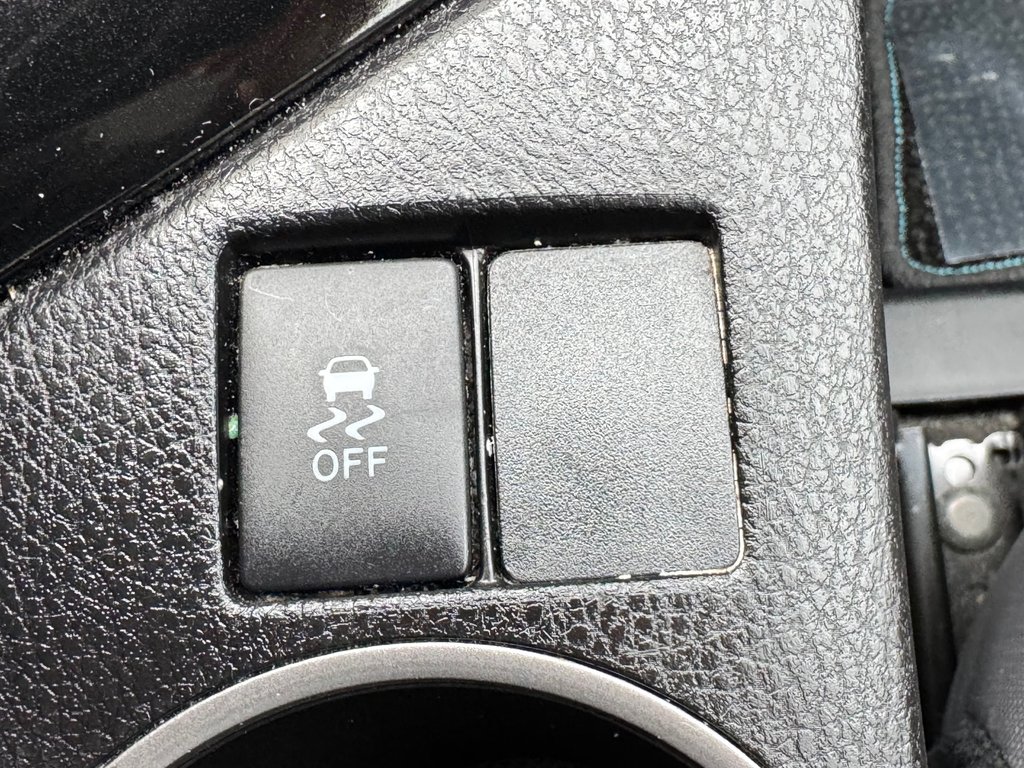 2014 Toyota Corolla LE / BAS KILOS / INSPECTÉ RÉPARÉ / FIABILITÉ / in Thetford Mines, Quebec - 43 - w1024h768px