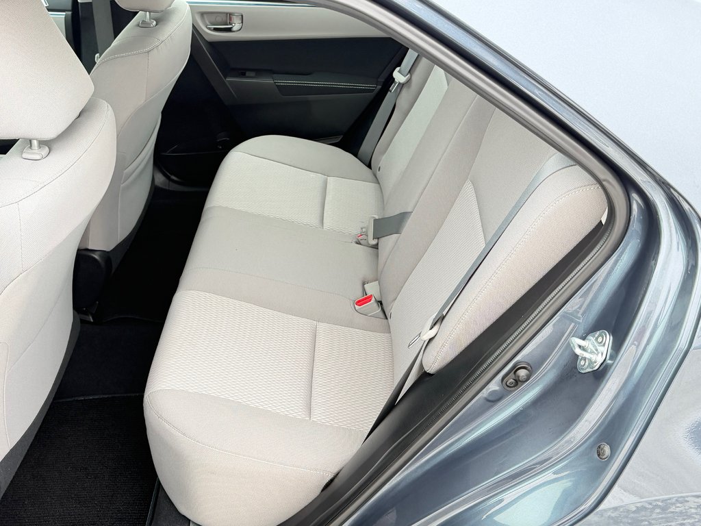 Toyota Corolla LE / BAS KILOS / INSPECTÉ RÉPARÉ / FIABILITÉ / 2014 à Thetford Mines, Québec - 45 - w1024h768px