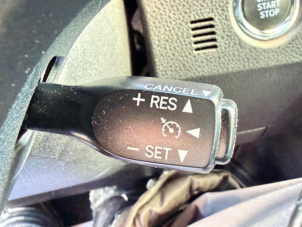 Toyota Corolla LE + GROUPE TOIT / AUTOM / SOFTEX / GPS / 2014 à Thetford Mines, Québec - 35 - w1024h768px