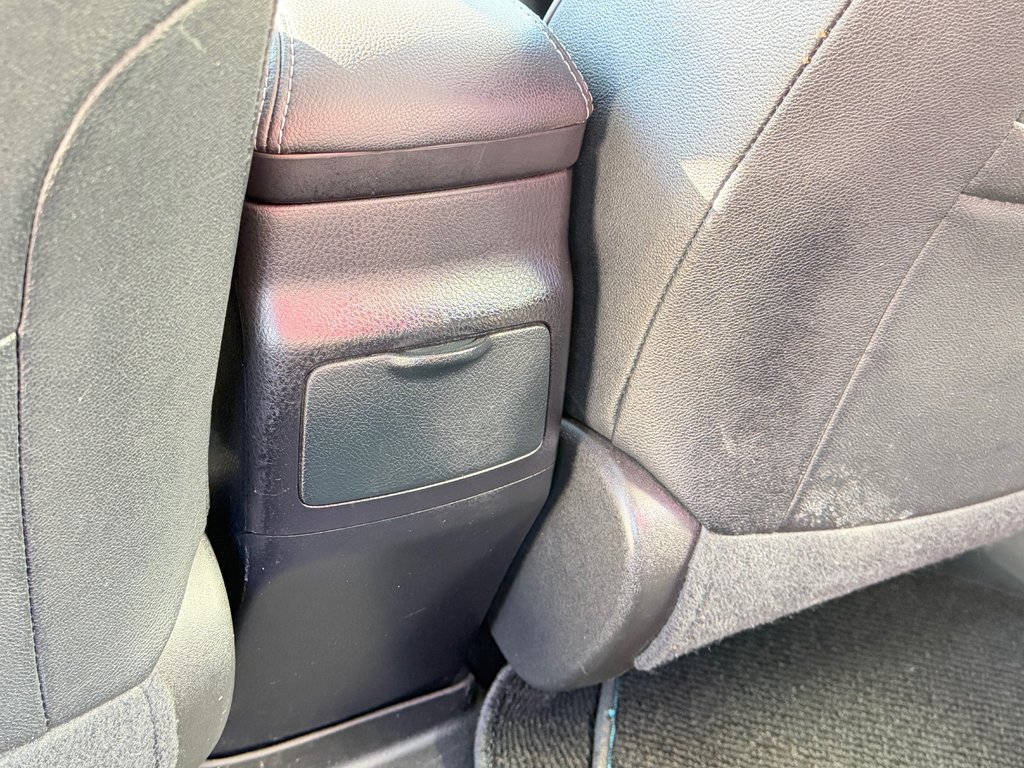 Toyota Corolla LE + GROUPE TOIT / AUTOM / SOFTEX / GPS / 2014 à Thetford Mines, Québec - 59 - w1024h768px