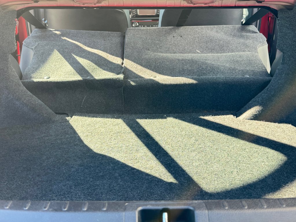 Toyota Corolla LE + GROUPE TOIT / AUTOM / SOFTEX / GPS / 2014 à Thetford Mines, Québec - 61 - w1024h768px