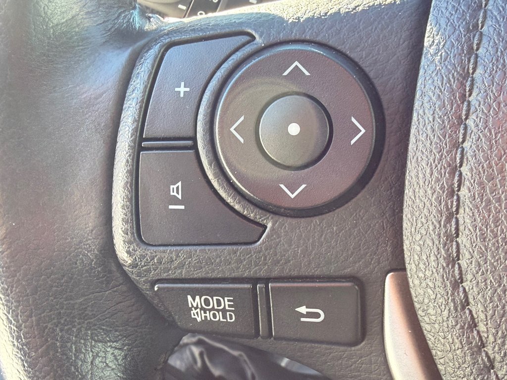 Toyota Corolla LE + GROUPE TOIT / AUTOM / SOFTEX / GPS / 2014 à Thetford Mines, Québec - 32 - w1024h768px