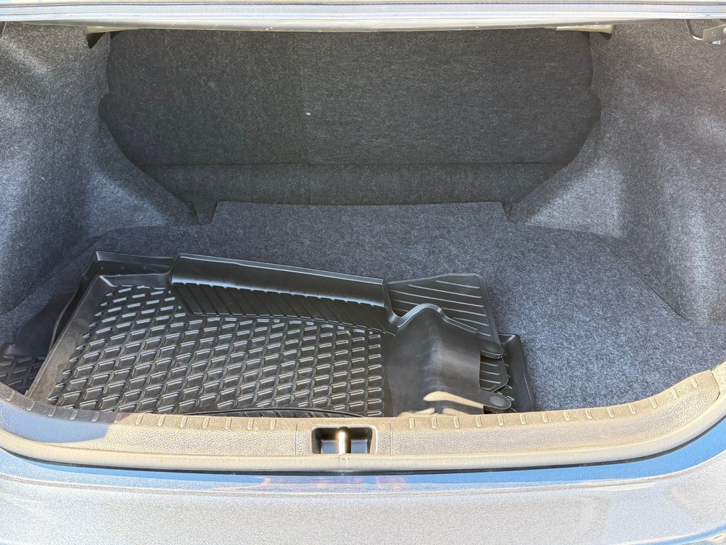 Toyota Corolla CE / AUTOM + AC / BAS KILOS / WOW !!! / 2019 à Thetford Mines, Québec - 47 - w1024h768px