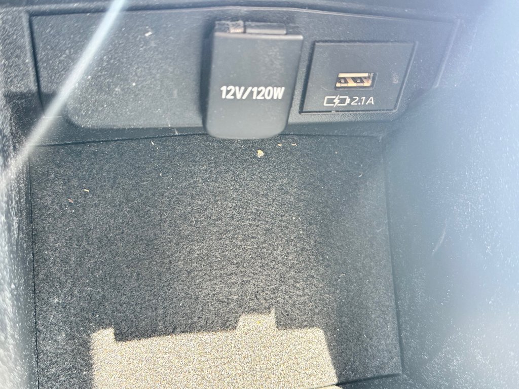 Toyota Corolla LE / AUTOM / FIABILITÉ LÉGENDAIRE / 2020 à Thetford Mines, Québec - 46 - w1024h768px