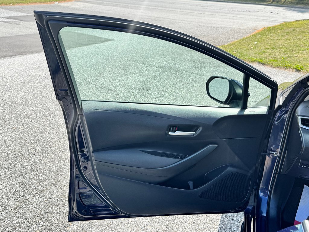 Toyota Corolla LE / AUTOM / FIABILITÉ LÉGENDAIRE / 2020 à Thetford Mines, Québec - 22 - w1024h768px