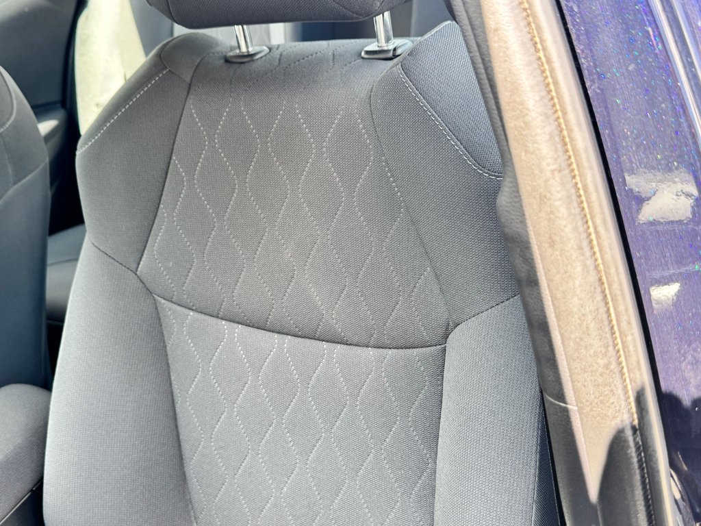 Toyota Corolla LE / AUTOM / FIABILITÉ LÉGENDAIRE / 2020 à Thetford Mines, Québec - 28 - w1024h768px