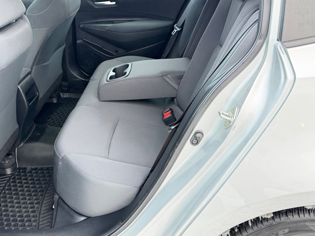 2020 Toyota Corolla LE / TOIT / MAGS / TRÈS BAS KILOS / A QUI LA CHANCE ? / in Thetford Mines, Quebec - 52 - w1024h768px