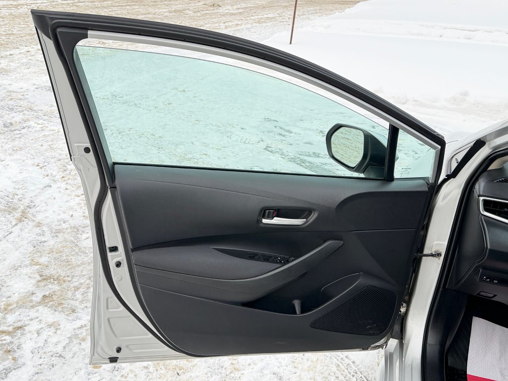 2020 Toyota Corolla LE / TOIT / MAGS / TRÈS BAS KILOS / A QUI LA CHANCE ? / in Thetford Mines, Quebec - 23 - w1024h768px