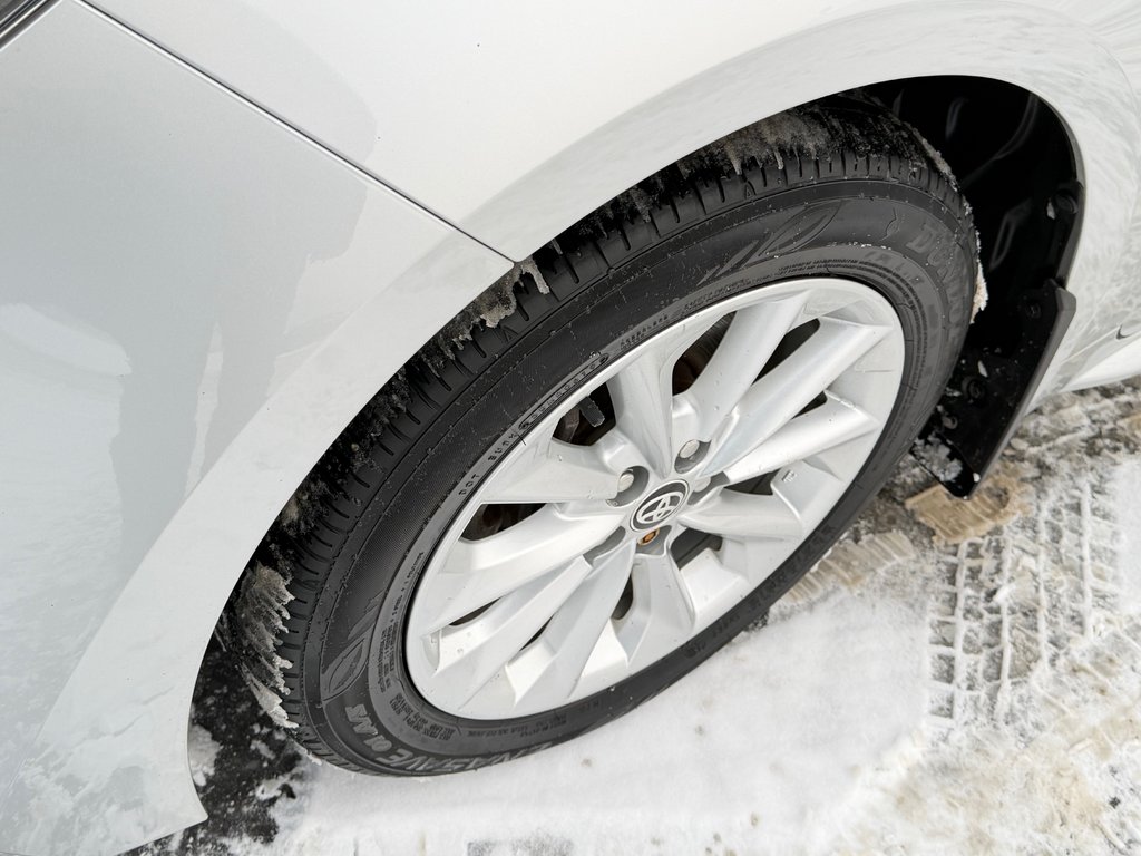 2020 Toyota Corolla LE / TOIT / MAGS / TRÈS BAS KILOS / A QUI LA CHANCE ? / in Thetford Mines, Quebec - 13 - w1024h768px