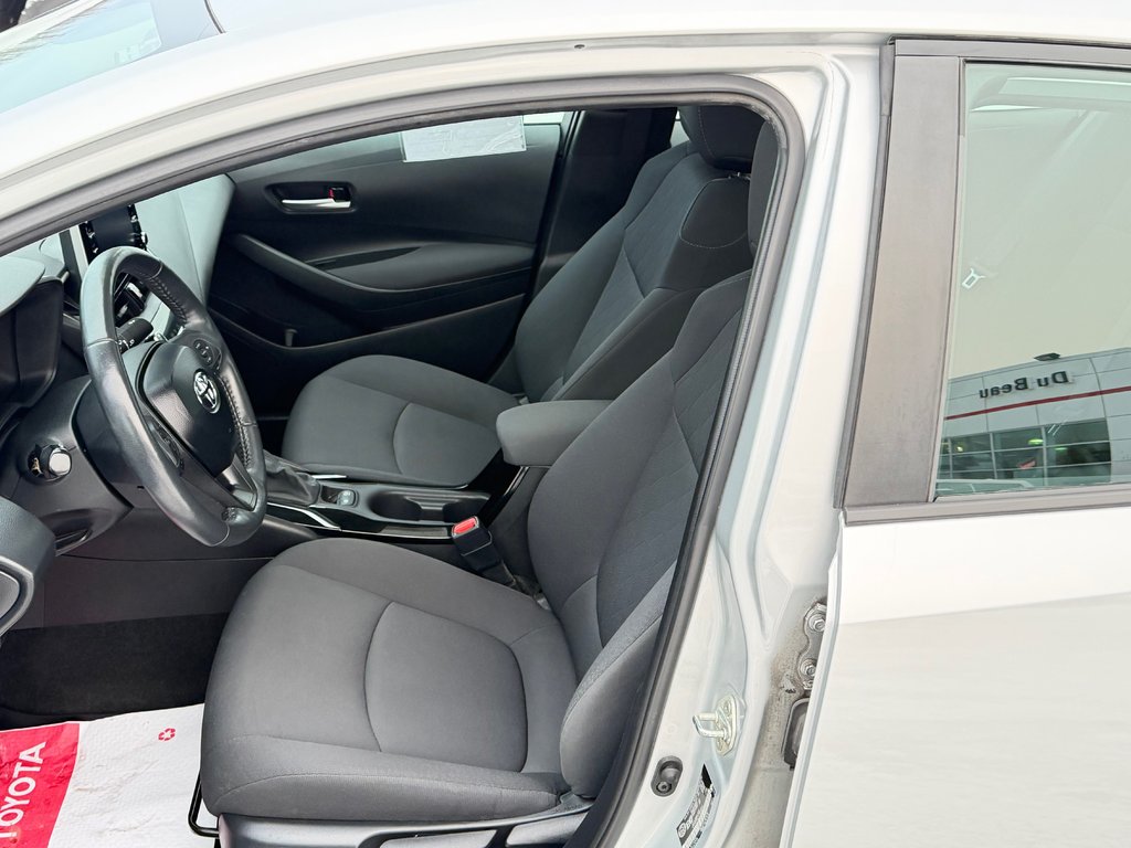 2020 Toyota Corolla LE / TOIT / MAGS / TRÈS BAS KILOS / A QUI LA CHANCE ? / in Thetford Mines, Quebec - 25 - w1024h768px