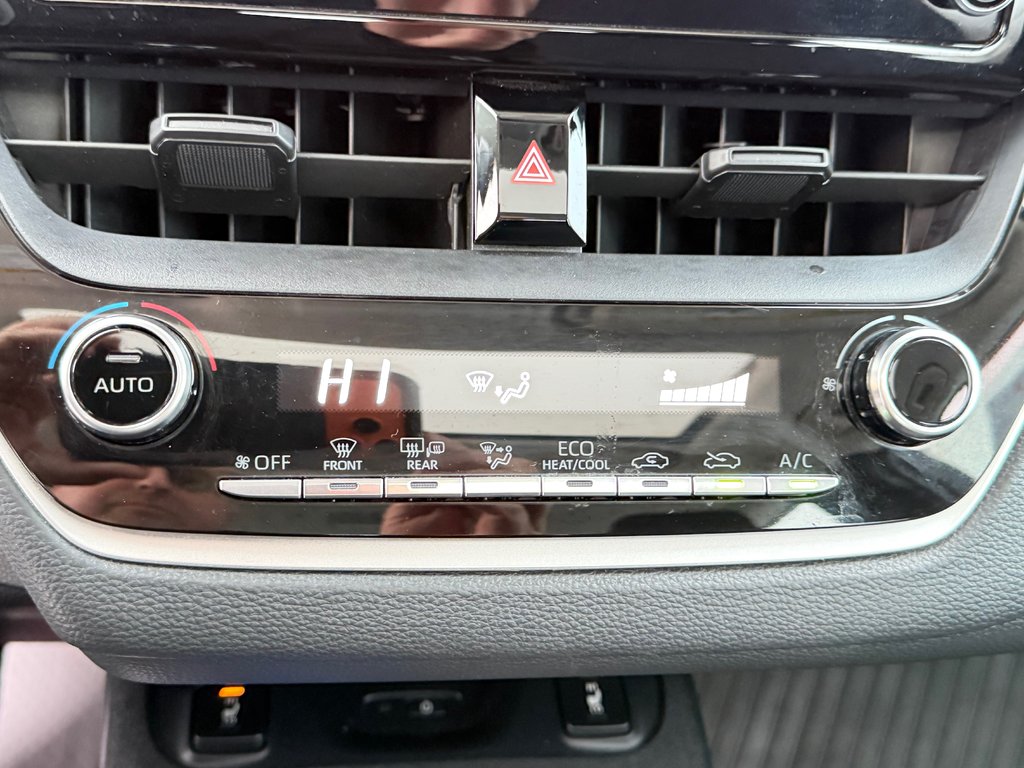 2020 Toyota Corolla LE / TOIT / MAGS / TRÈS BAS KILOS / A QUI LA CHANCE ? / in Thetford Mines, Quebec - 38 - w1024h768px