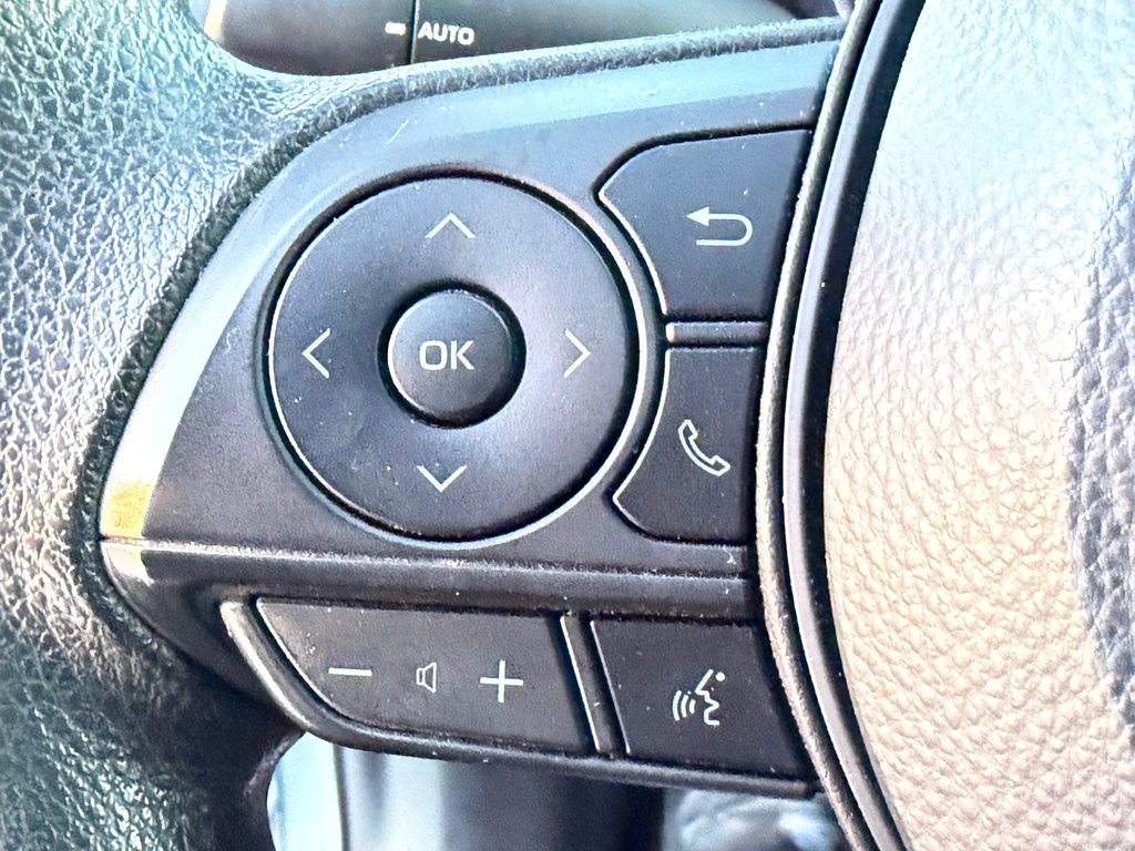 Toyota Corolla LE / AUTOM / BAS KILOS / PEA 21-10-27= 98.997KM / 2020 à Thetford Mines, Québec - 30 - w1024h768px