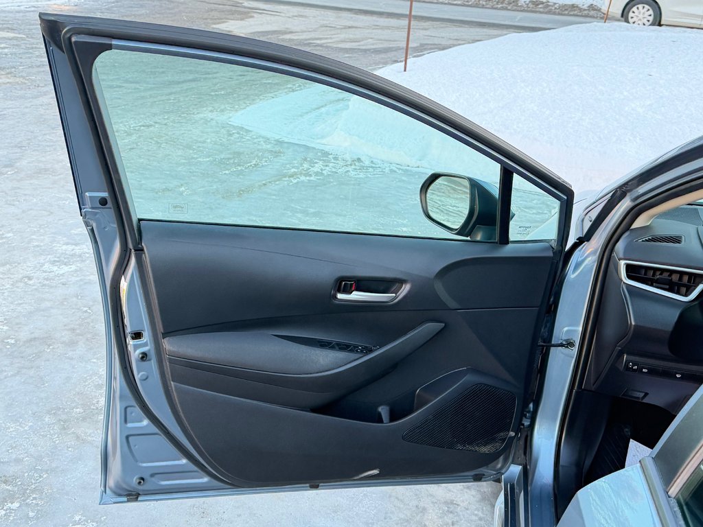 Toyota Corolla LE / AUTOM / BAS KILOS / PEA 21-10-27= 98.997KM / 2020 à Thetford Mines, Québec - 23 - w1024h768px