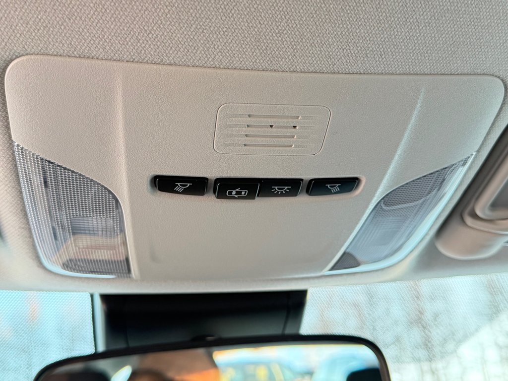 Toyota Corolla LE / AUTOM / BAS KILOS / PEA 21-10-27= 98.997KM / 2020 à Thetford Mines, Québec - 46 - w1024h768px