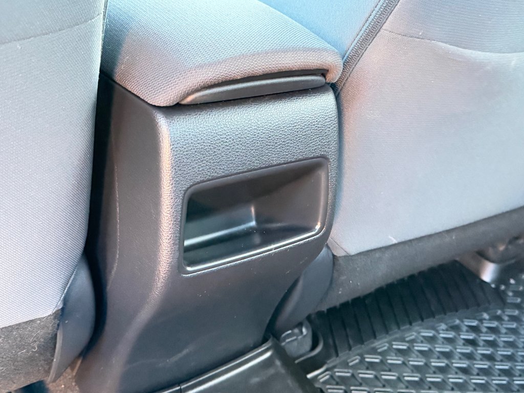 Toyota Corolla LE / AUTOM / BAS KILOS / PEA 21-10-27= 98.997KM / 2020 à Thetford Mines, Québec - 49 - w1024h768px