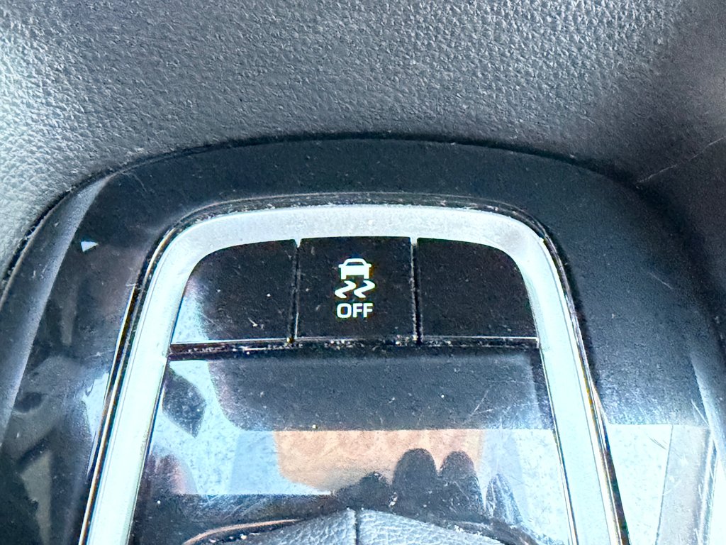 Toyota Corolla LE / AUTOM / BAS KILOS / PEA 21-10-27= 98.997KM / 2020 à Thetford Mines, Québec - 39 - w1024h768px