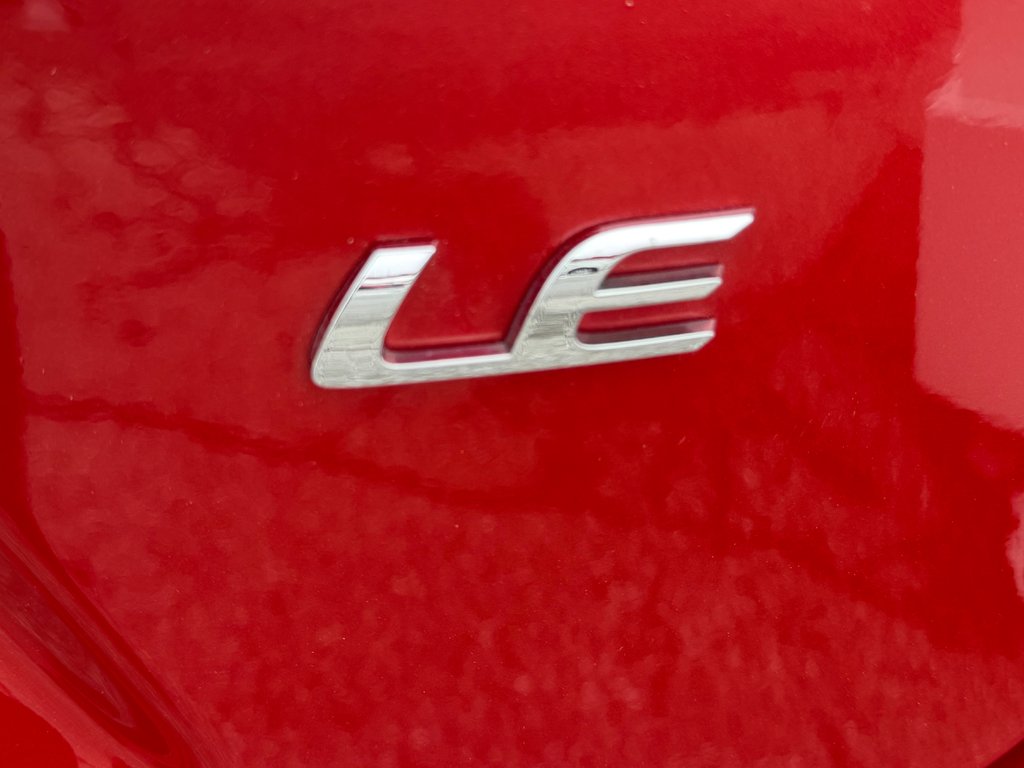 Toyota Corolla LE / AUTOM / BAS KILOS / ULTRA ÉCONOMIQUE / 2020 à Thetford Mines, Québec - 18 - w1024h768px