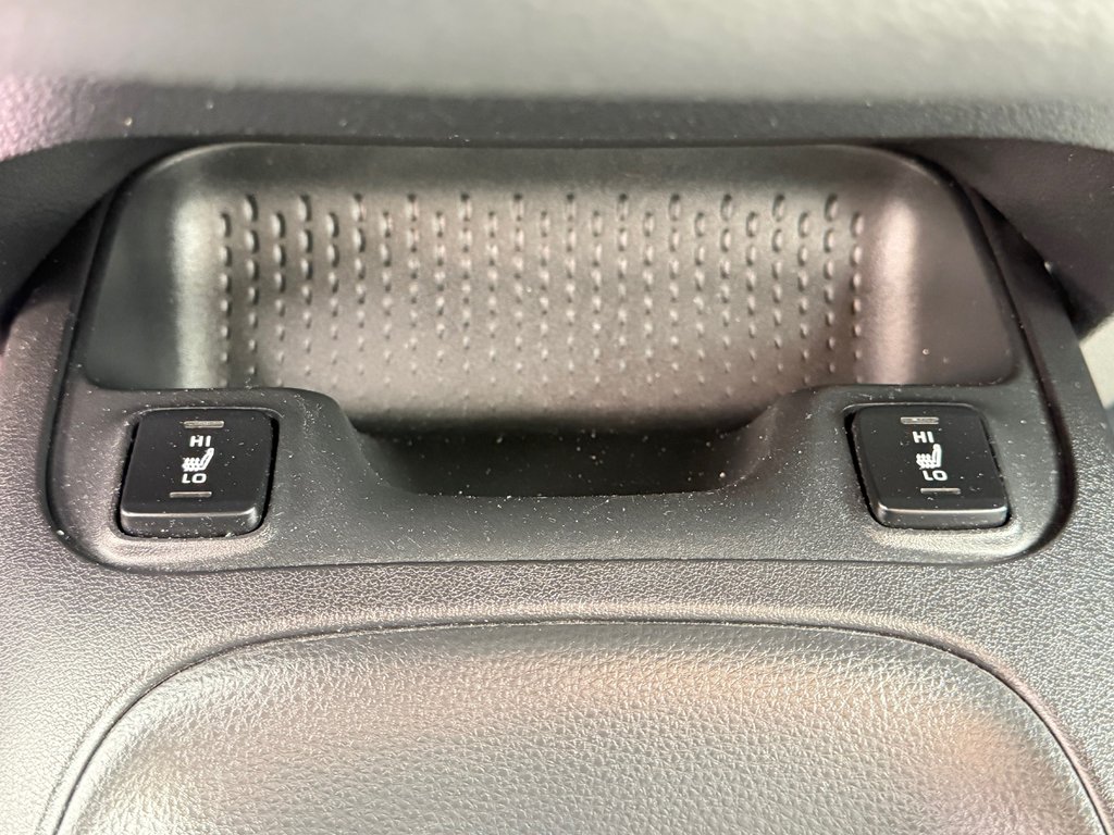 Toyota Corolla LE / AUTOM / BAS KILOS / ULTRA ÉCONOMIQUE / 2020 à Thetford Mines, Québec - 36 - w1024h768px