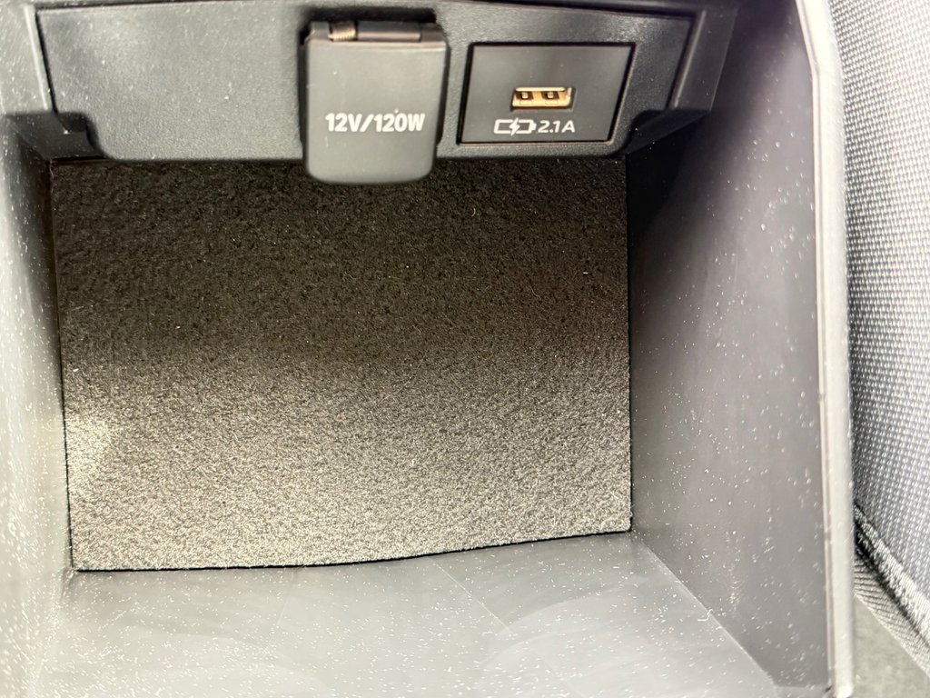 Toyota Corolla LE / AUTOM / BAS KILOS / ULTRA ÉCONOMIQUE / 2020 à Thetford Mines, Québec - 42 - w1024h768px