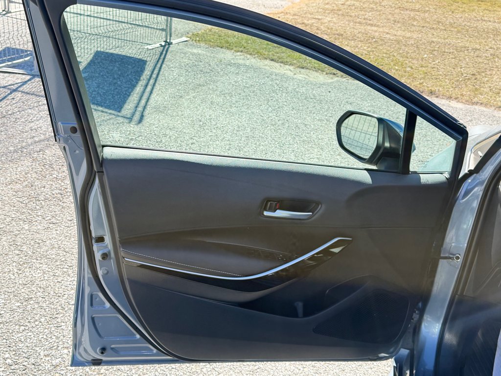 Toyota Corolla XLE / COMME NEUF !! / 1 PROPRIO : DAME 88 ANS / 2020 à Thetford Mines, Québec - 25 - w1024h768px
