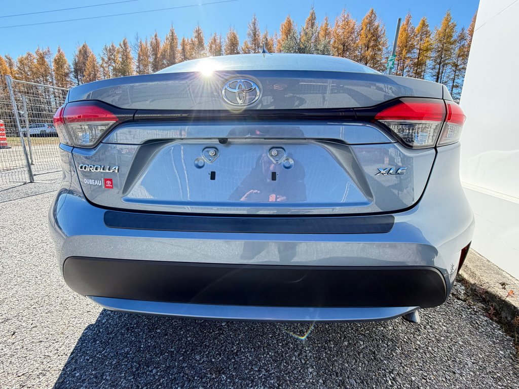 Toyota Corolla XLE / COMME NEUF !! / 1 PROPRIO : DAME 88 ANS / 2020 à Thetford Mines, Québec - 23 - w1024h768px