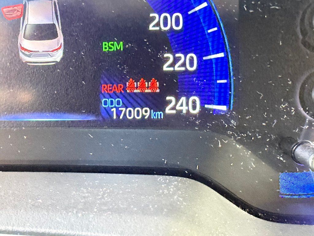 Toyota Corolla XLE / COMME NEUF !! / 1 PROPRIO : DAME 88 ANS / 2020 à Thetford Mines, Québec - 37 - w1024h768px