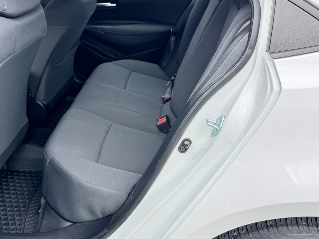 Toyota Corolla LE / TRÈS BAS KILOS / AUBAINE A SAISIR / 2021 à Thetford Mines, Québec - 49 - w1024h768px