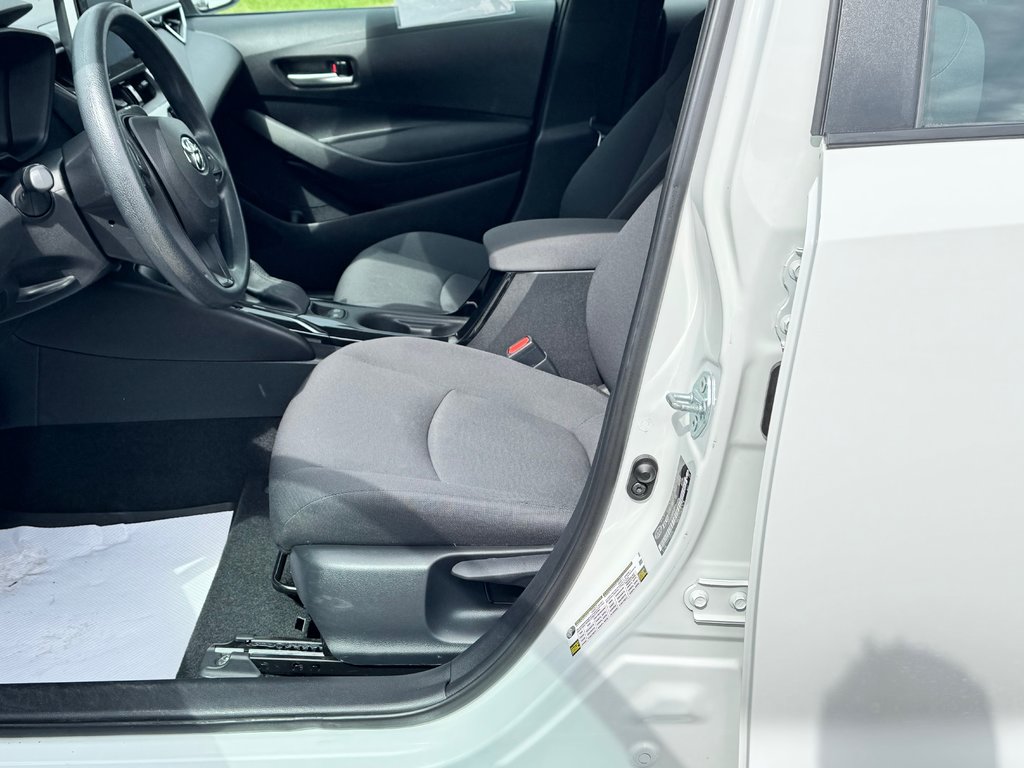 Toyota Corolla LE / TRÈS BAS KILOS / AUBAINE A SAISIR / 2021 à Thetford Mines, Québec - 25 - w1024h768px