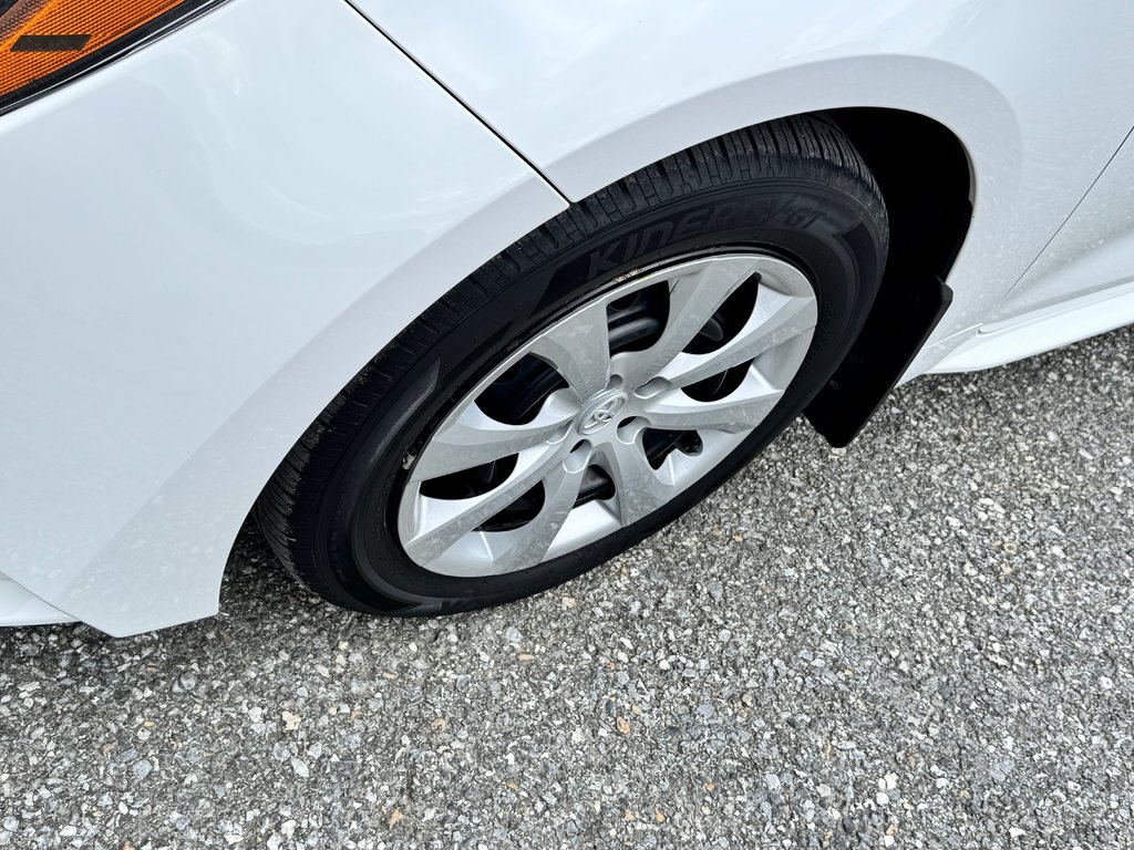 Toyota Corolla LE / TRÈS BAS KILOS / AUBAINE A SAISIR / 2021 à Thetford Mines, Québec - 13 - w1024h768px