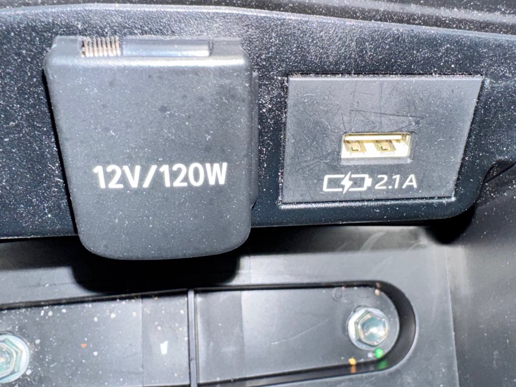 Toyota Corolla LE / BAS KILOS / ULTRA FIABLE !!! / 2021 à Thetford Mines, Québec - 48 - w1024h768px