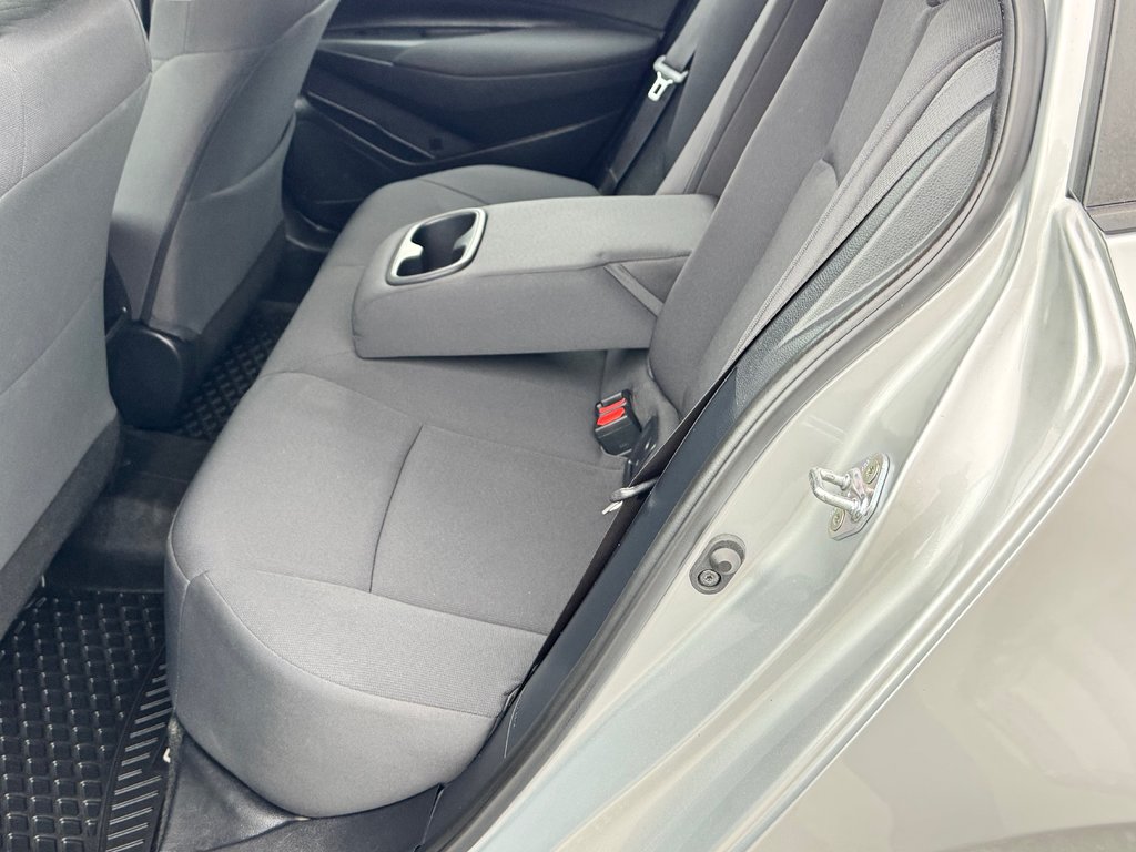 Toyota Corolla LE / BAS KILOS / ULTRA FIABLE !!! / 2021 à Thetford Mines, Québec - 54 - w1024h768px