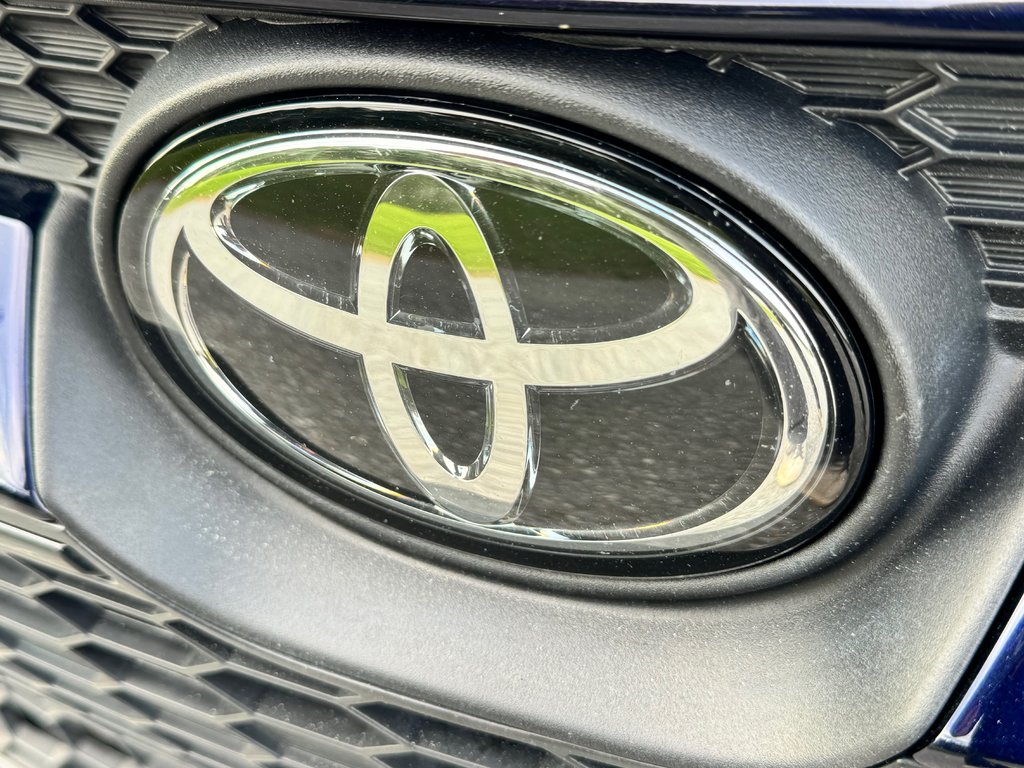 Toyota Corolla LE / BAS KILOS / VALEUR DE REVENTE ÉLEVÉE / 2021 à Thetford Mines, Québec - 11 - w1024h768px