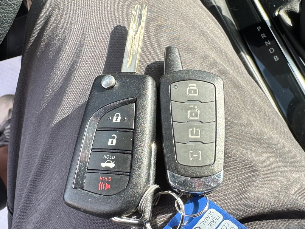 Toyota Corolla LE / BAS KILOS / VALEUR DE REVENTE ÉLEVÉE / 2021 à Thetford Mines, Québec - 48 - w1024h768px