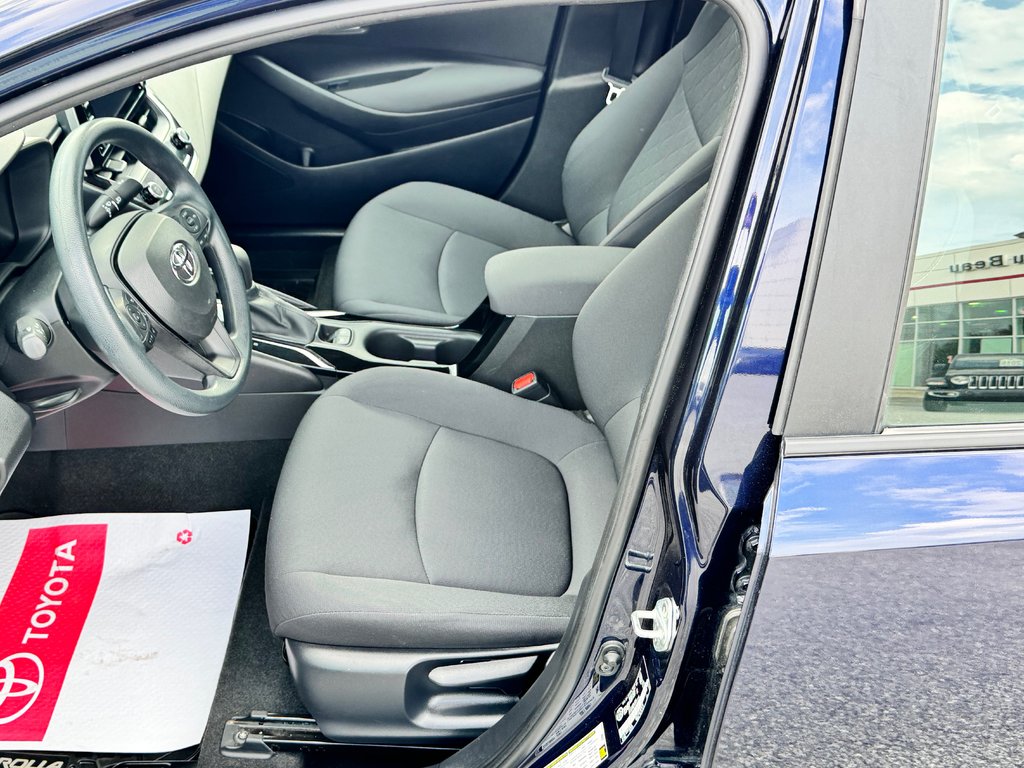Toyota Corolla LE / BAS KILOS / VALEUR DE REVENTE ÉLEVÉE / 2021 à Thetford Mines, Québec - 24 - w1024h768px