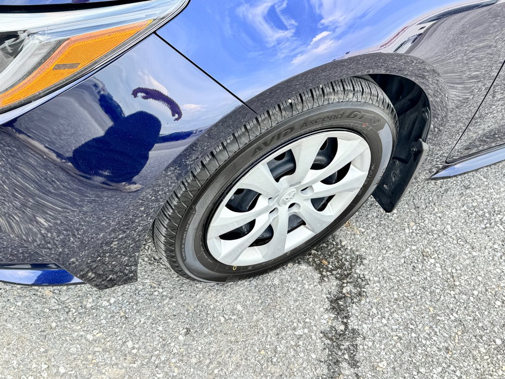 Toyota Corolla LE / BAS KILOS / VALEUR DE REVENTE ÉLEVÉE / 2021 à Thetford Mines, Québec - 13 - w1024h768px