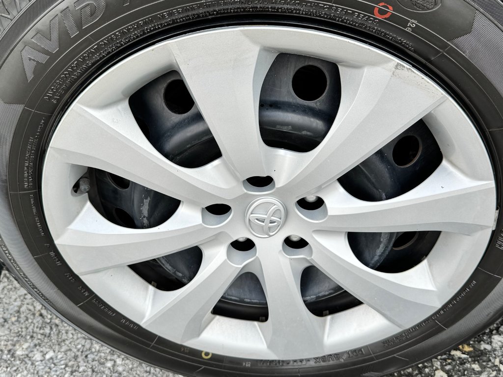 Toyota Corolla LE / BAS KILOS / VALEUR DE REVENTE ÉLEVÉE / 2021 à Thetford Mines, Québec - 14 - w1024h768px