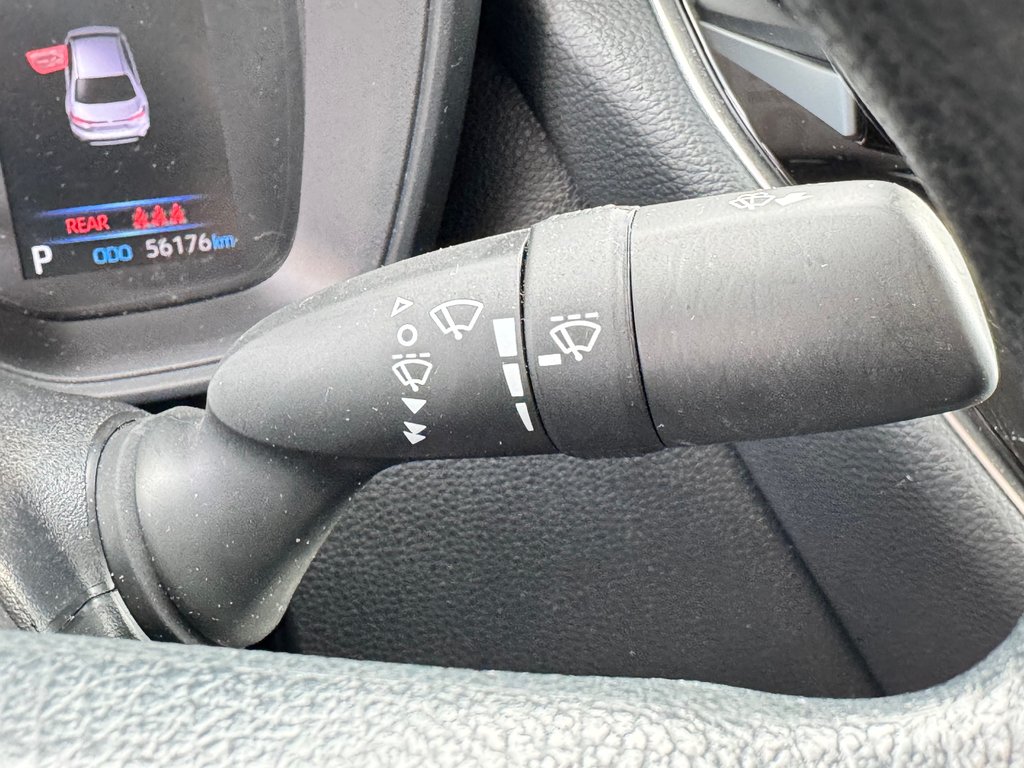 Toyota Corolla LE / BAS KILOS / VALEUR DE REVENTE ÉLEVÉE / 2021 à Thetford Mines, Québec - 33 - w1024h768px