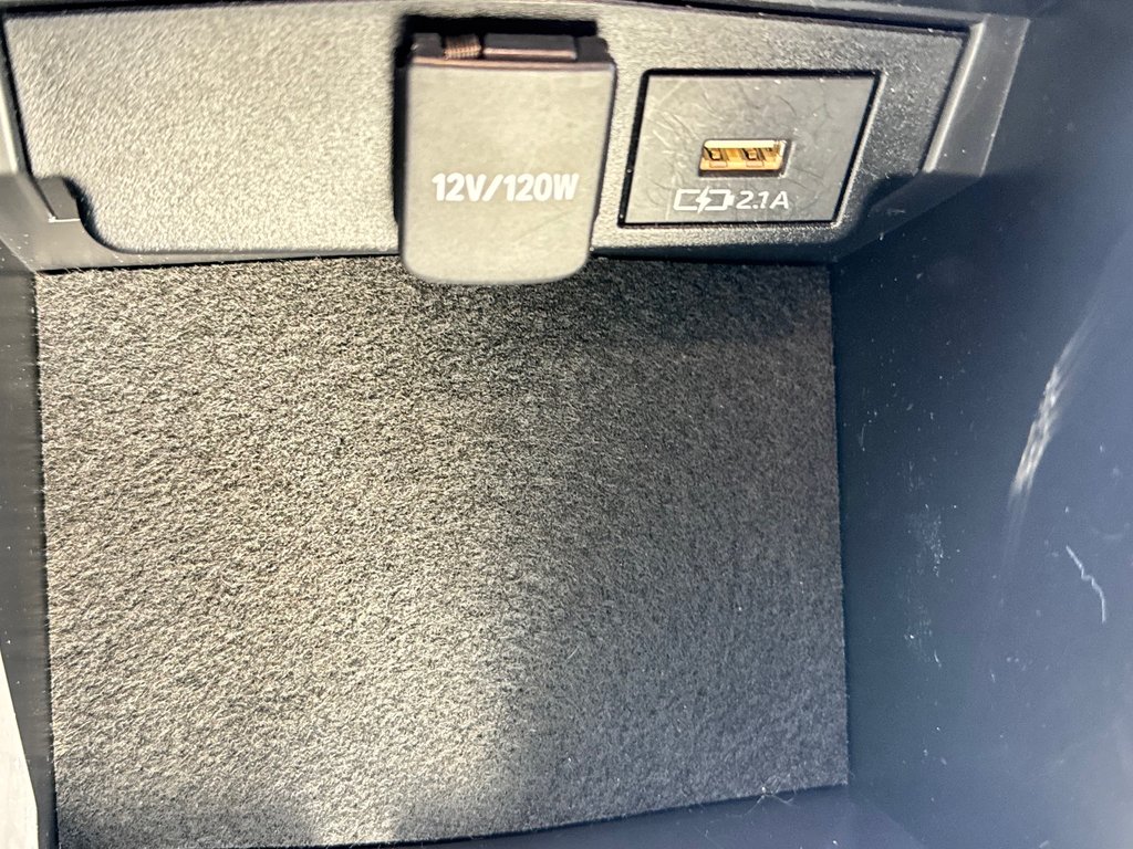 Toyota Corolla SE / AUTOM / FIABILITÉ LÉGENDAIRE 2021 à Thetford Mines, Québec - 48 - w1024h768px
