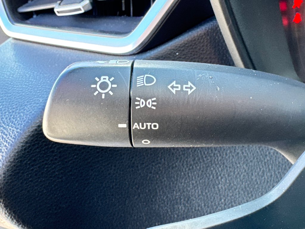 Toyota Corolla SE / AUTOM / FIABILITÉ LÉGENDAIRE 2021 à Thetford Mines, Québec - 34 - w1024h768px
