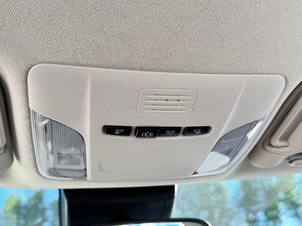 2021 Toyota Corolla LE / AUTOM / PRIX IMBATTABLE !!! / in Thetford Mines, Quebec - 48 - w1024h768px