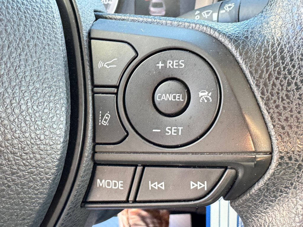 2021 Toyota Corolla LE / AUTOM / PRIX IMBATTABLE !!! / in Thetford Mines, Quebec - 33 - w1024h768px