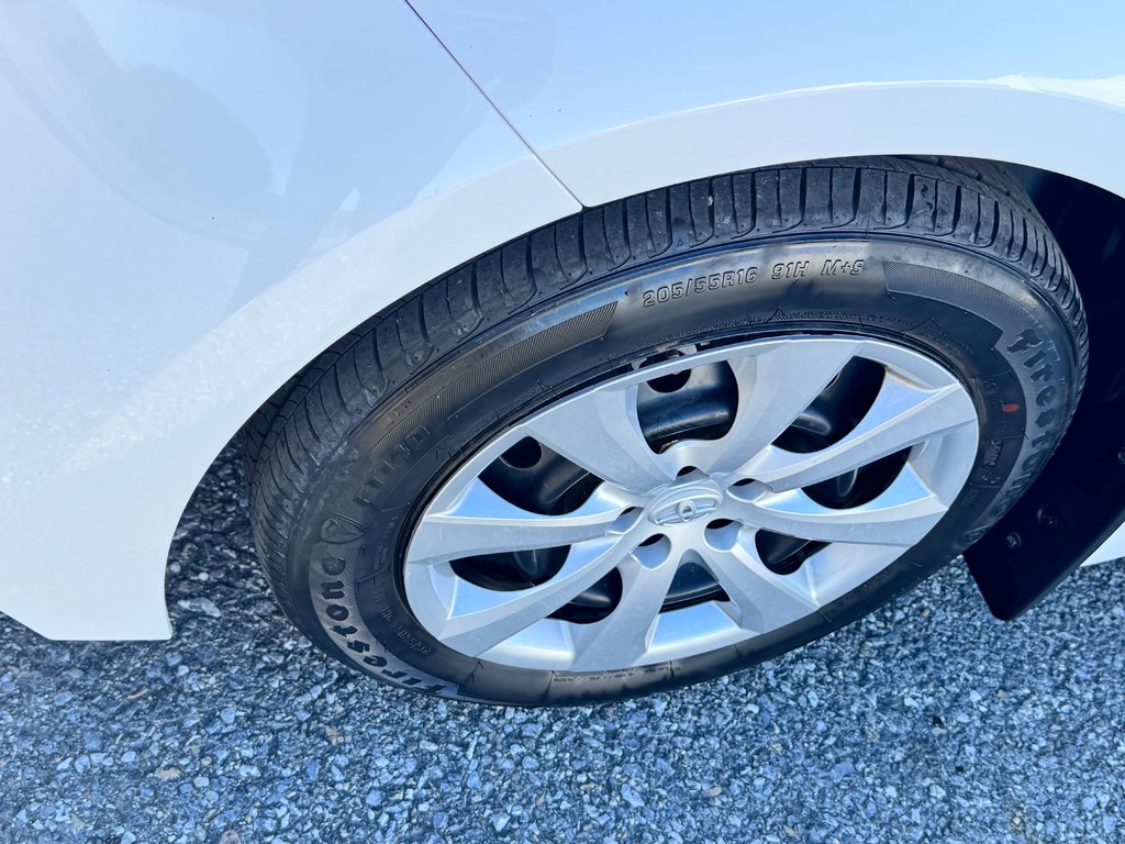 2021 Toyota Corolla LE / AUTOM / PRIX IMBATTABLE !!! / in Thetford Mines, Quebec - 13 - w1024h768px