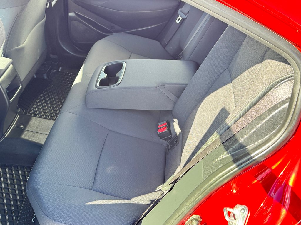2021 Toyota Corolla HYBRID / 1 SEUL PROPRIETAIRE / INSPECTÉ in Thetford Mines, Quebec - 50 - w1024h768px