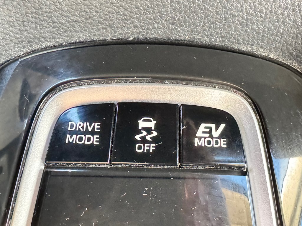 2021 Toyota Corolla HYBRID / 1 SEUL PROPRIETAIRE / INSPECTÉ in Thetford Mines, Quebec - 41 - w1024h768px