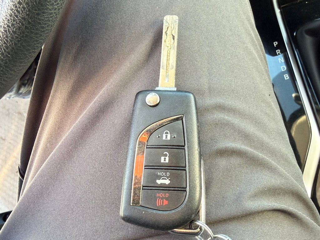 Toyota Corolla LE / AUTOM / MAGS / BAS KILOS / FIABILITÉ / 2021 à Thetford Mines, Québec - 48 - w1024h768px