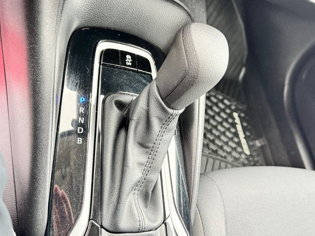 2021 Toyota Corolla LE / AUTOM / MAGS / BAS KILOS / FIABILITÉ / in Thetford Mines, Quebec - 42 - w1024h768px
