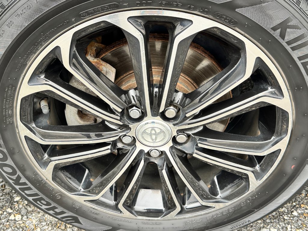 2021 Toyota Corolla LE / AUTOM / MAGS / BAS KILOS / FIABILITÉ / in Thetford Mines, Quebec - 15 - w1024h768px
