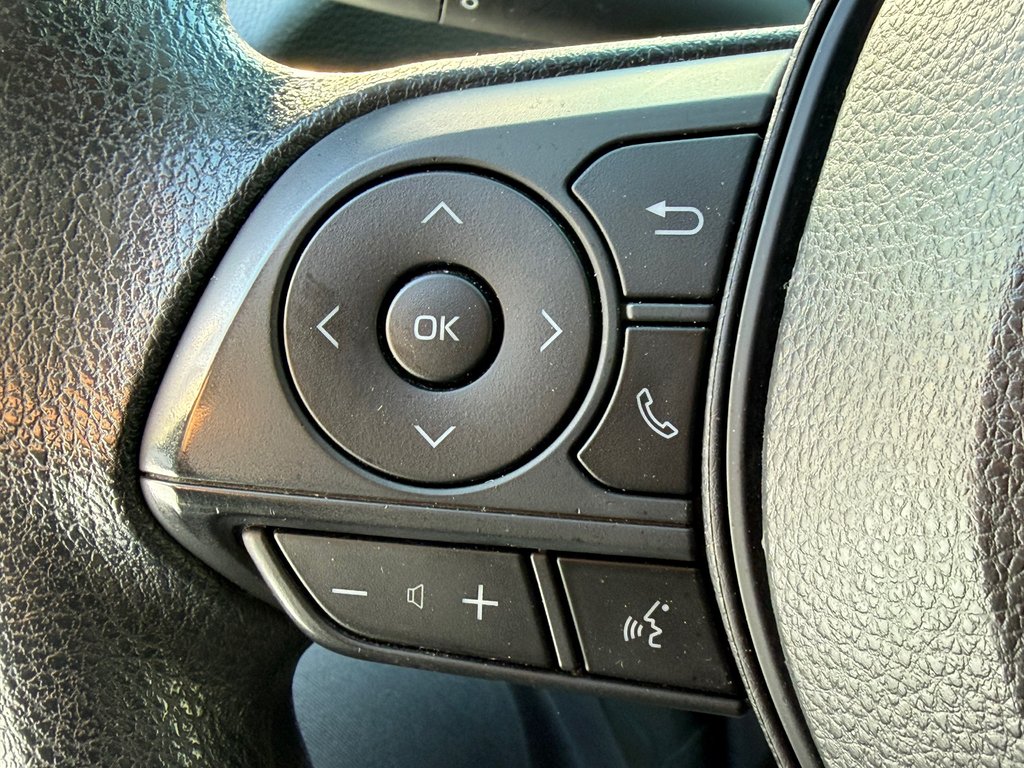 Toyota Corolla LE / AUTOM / MAGS / BAS KILOS / FIABILITÉ / 2021 à Thetford Mines, Québec - 31 - w1024h768px