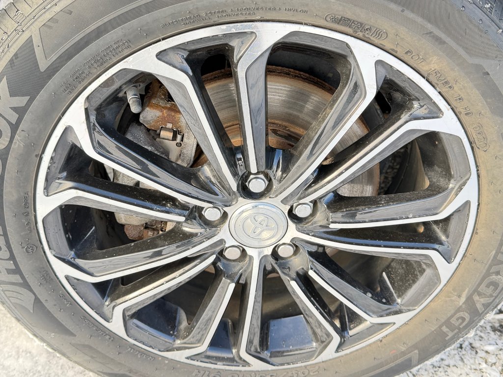 Toyota Corolla LE / AUTOM / MAGS / BAS KILOS / FIABILITÉ / 2021 à Thetford Mines, Québec - 14 - w1024h768px